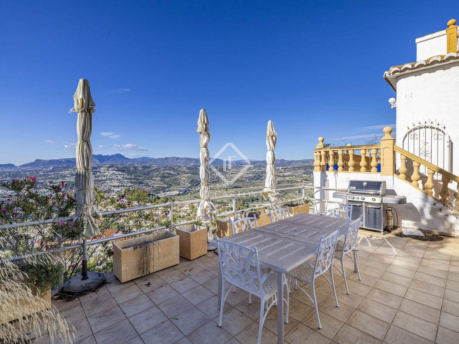 Villa for sale in Benitachell / Benitatxell with pool garage - € 1,050,000 (Ref: 9428630)