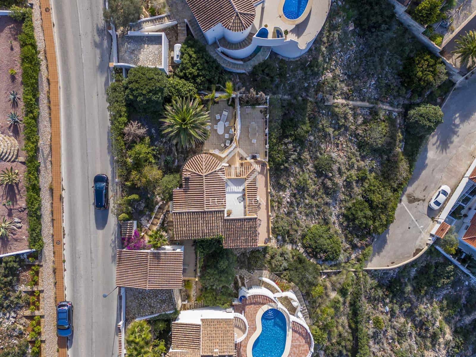 Villa for sale in Benitachell / Benitatxell with pool garage - € 1,050,000 (Ref: 9428630)