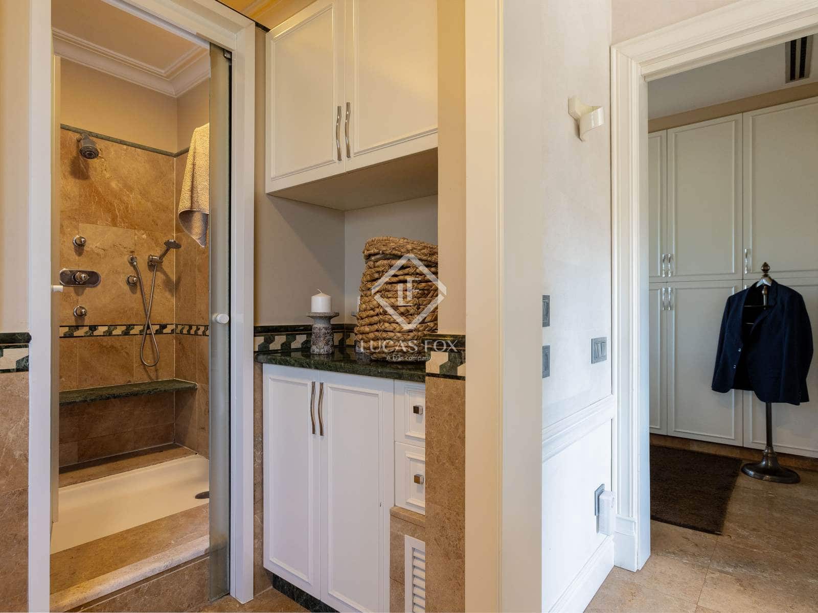 7 chambre Villa/Maison à vendre à La Roca del Valles avec piscine garage - 1 325 000 € (Ref: 9428631)