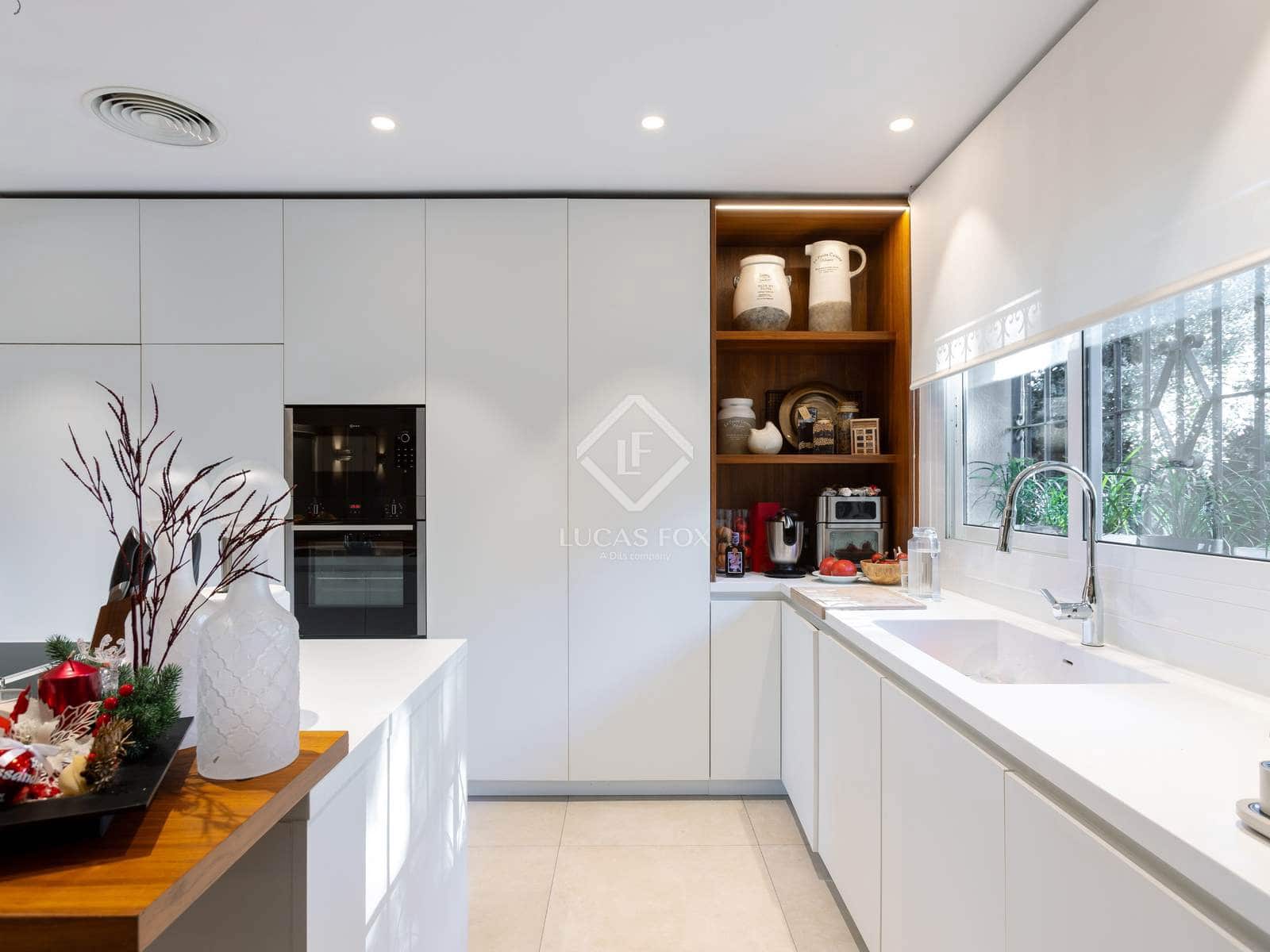 7 chambre Villa/Maison à vendre à La Roca del Valles avec piscine garage - 1 325 000 € (Ref: 9428631)