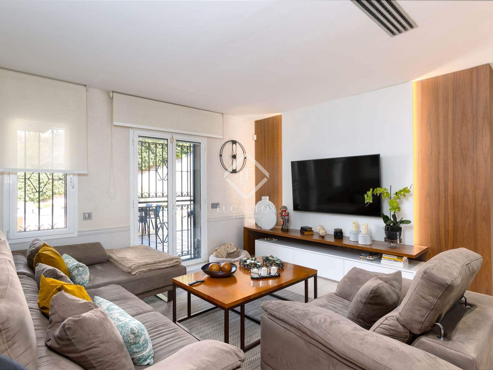 7 chambre Villa/Maison à vendre à La Roca del Valles avec piscine garage - 1 325 000 € (Ref: 9428631)