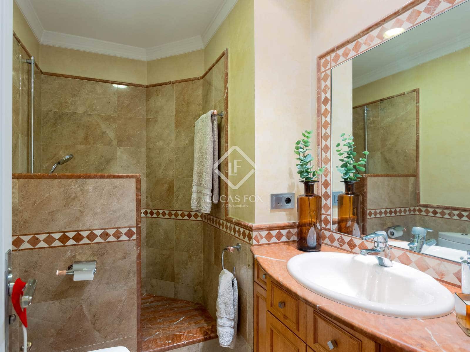 7 chambre Villa/Maison à vendre à La Roca del Valles avec piscine garage - 1 325 000 € (Ref: 9428631)