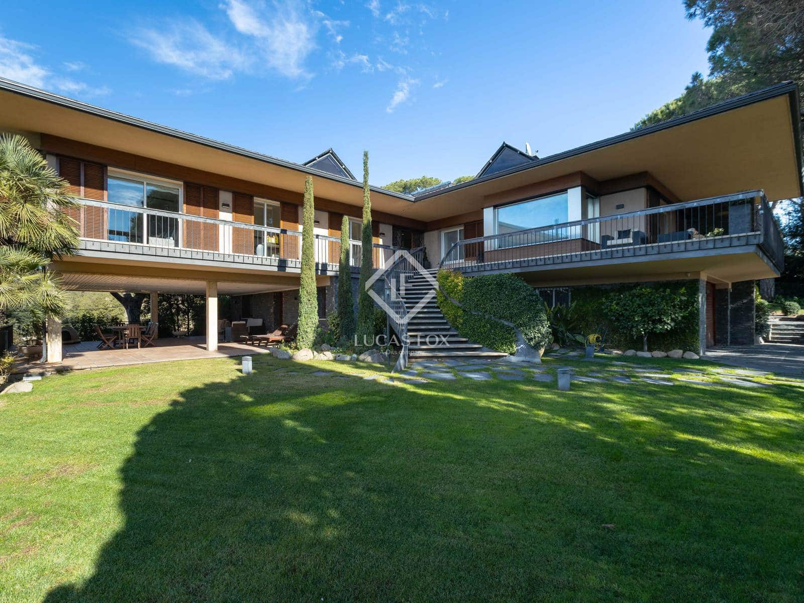 7 chambre Villa/Maison à vendre à La Roca del Valles avec piscine garage - 1 325 000 € (Ref: 9428631)