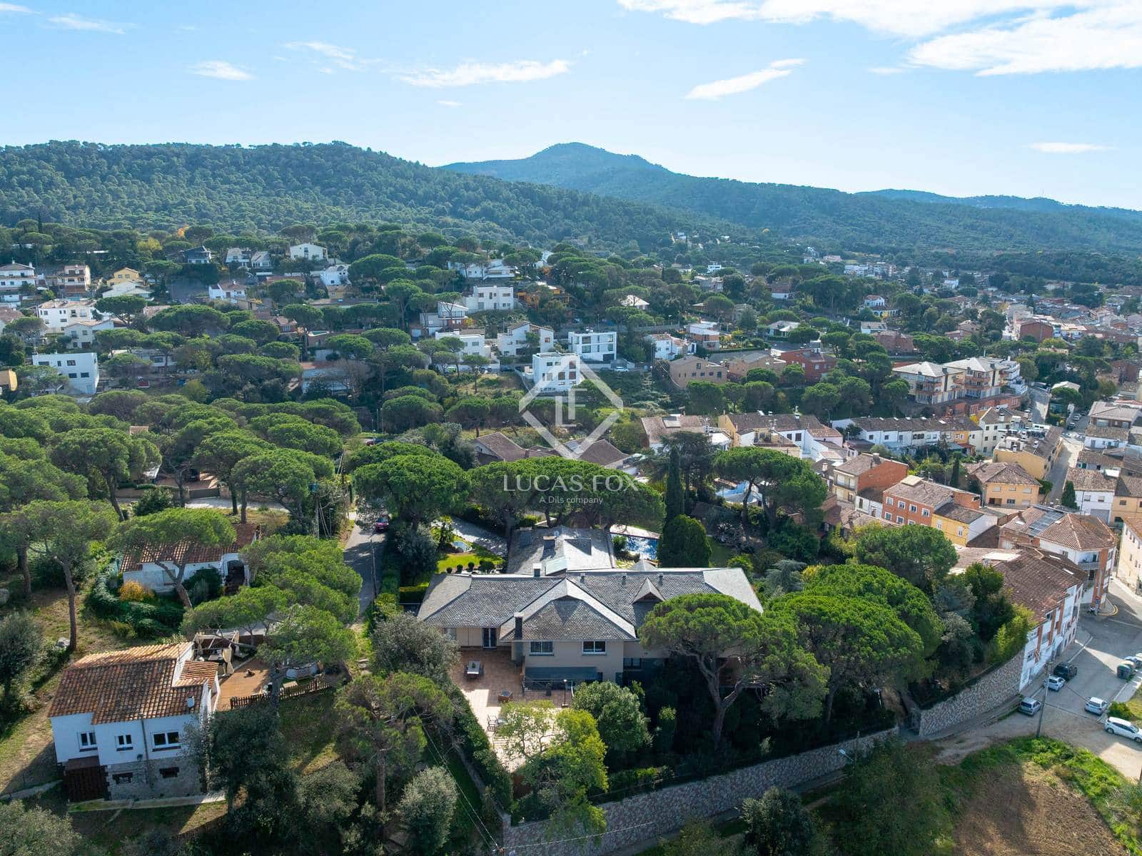 7 chambre Villa/Maison à vendre à La Roca del Valles avec piscine garage - 1 325 000 € (Ref: 9428631)