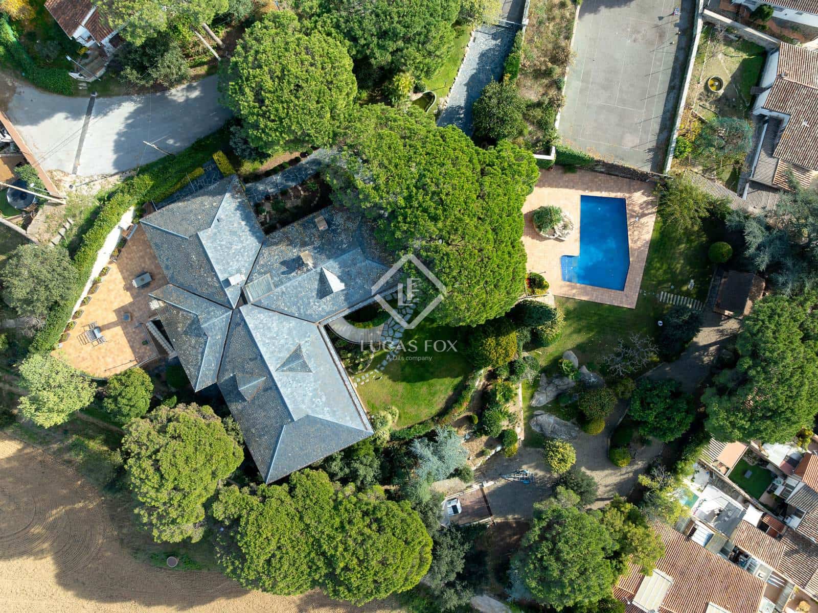 7 chambre Villa/Maison à vendre à La Roca del Valles avec piscine garage - 1 325 000 € (Ref: 9428631)