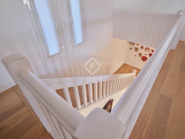 6 Zimmer Villa zu verkaufen in Premià de Dalt mit Pool Garage - 1.390.000 € (Ref: 9428632)