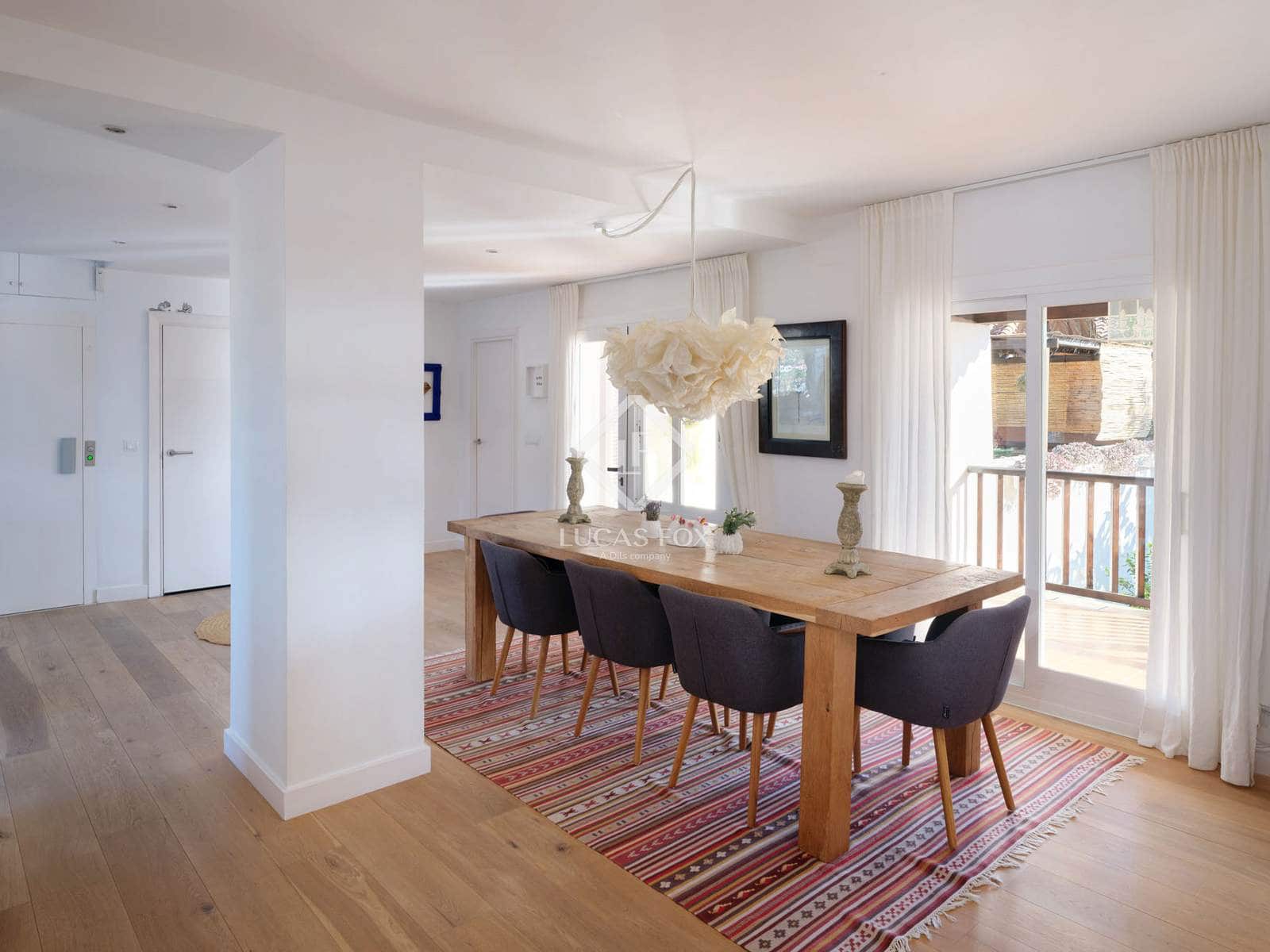 6 bedroom Villa for sale in Premia de Dalt with pool garage - € 1,390,000 (Ref: 9428632)