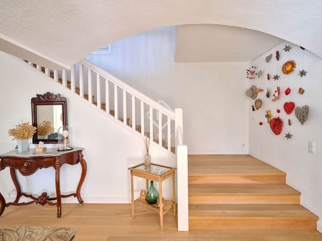 6 Zimmer Villa zu verkaufen in Premià de Dalt mit Pool Garage - 1.390.000 € (Ref: 9428632)