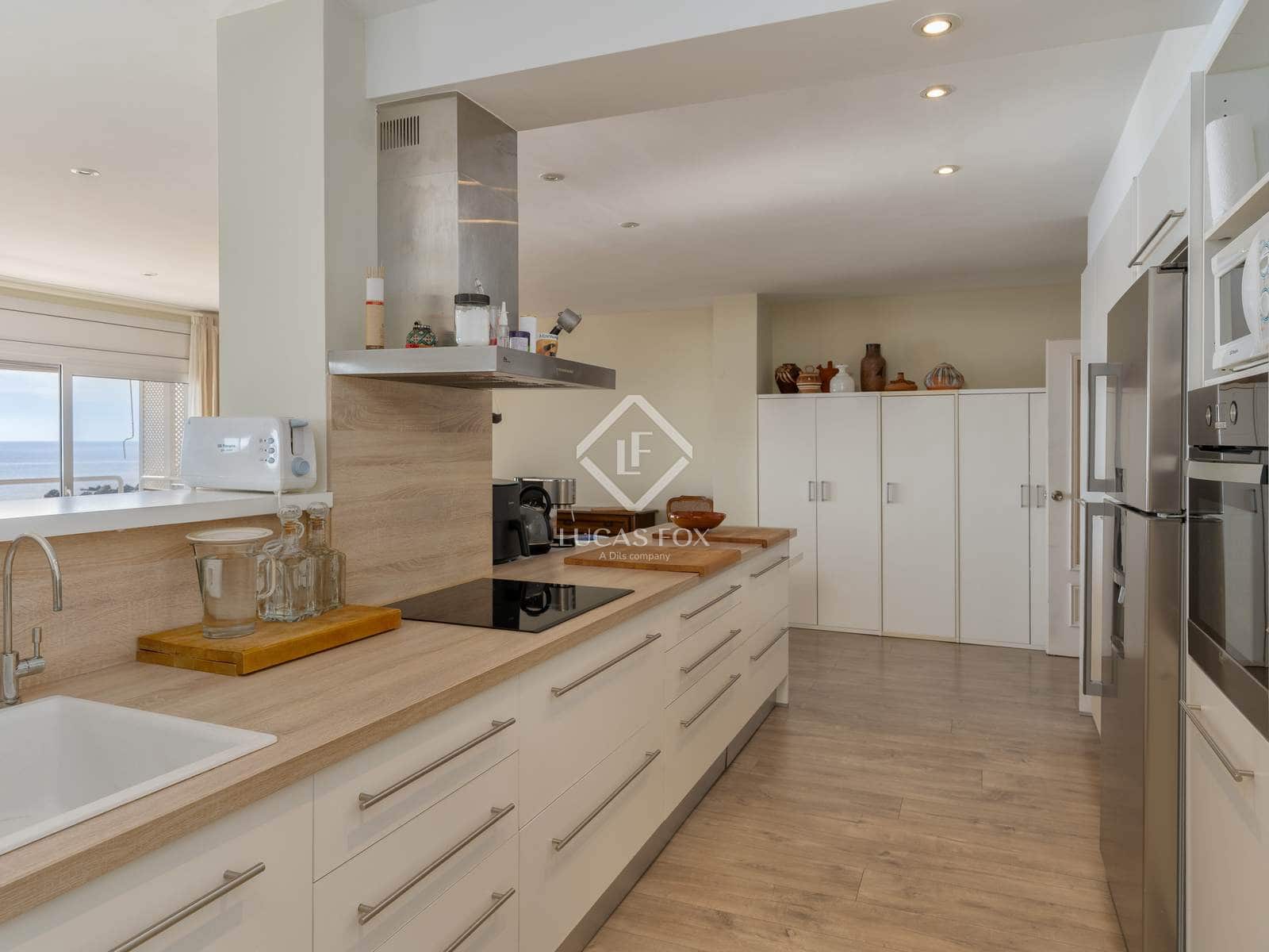 4 soveværelse Lejlighed til salg i Lloret de Mar - € 975.000 (Ref: 9428777)