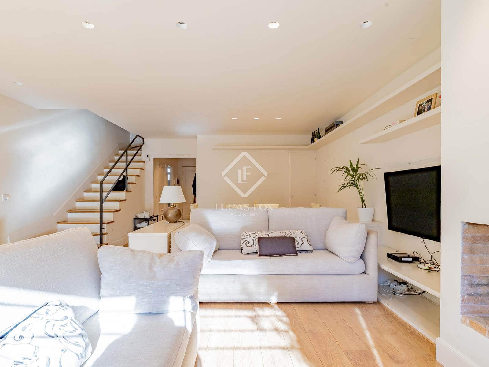 4 chambre Villa/Maison à vendre à Sant Cugat del Valles avec piscine garage - 1 220 000 € (Ref: 9428951)