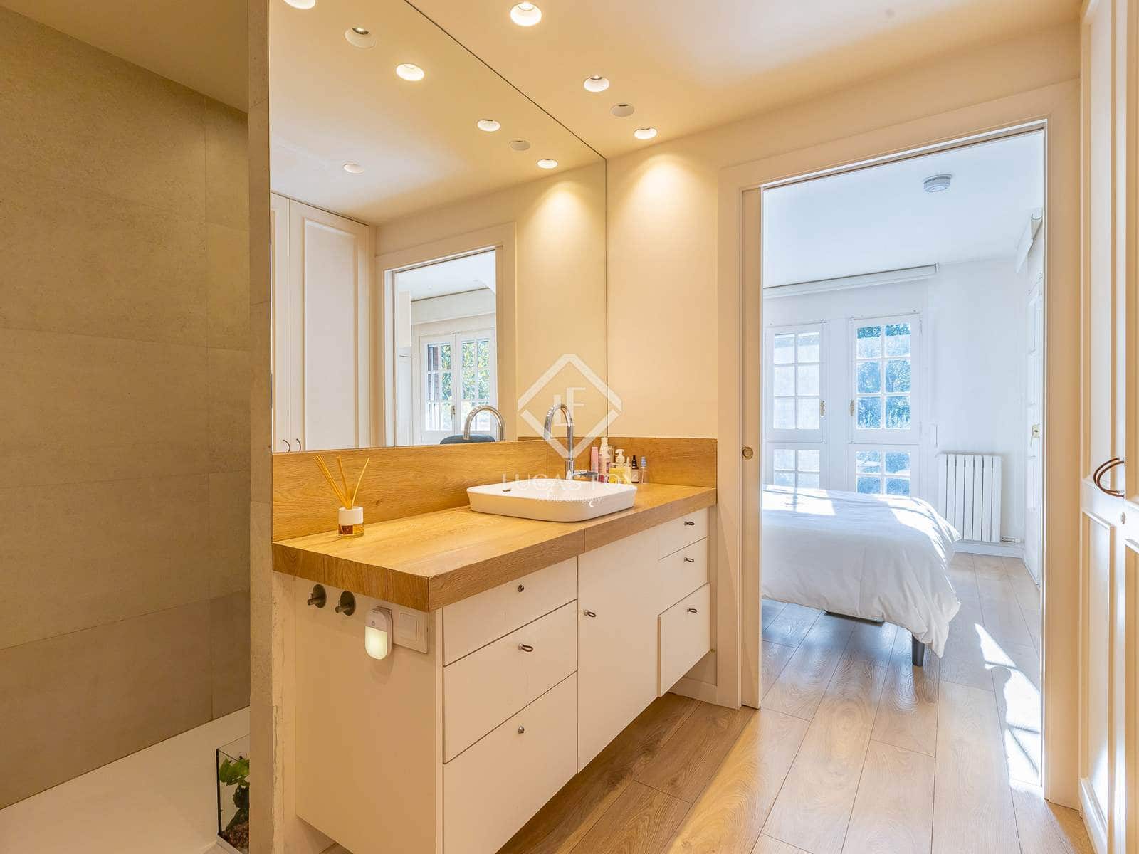 4 chambre Villa/Maison à vendre à Sant Cugat del Valles avec piscine garage - 1 220 000 € (Ref: 9428951)