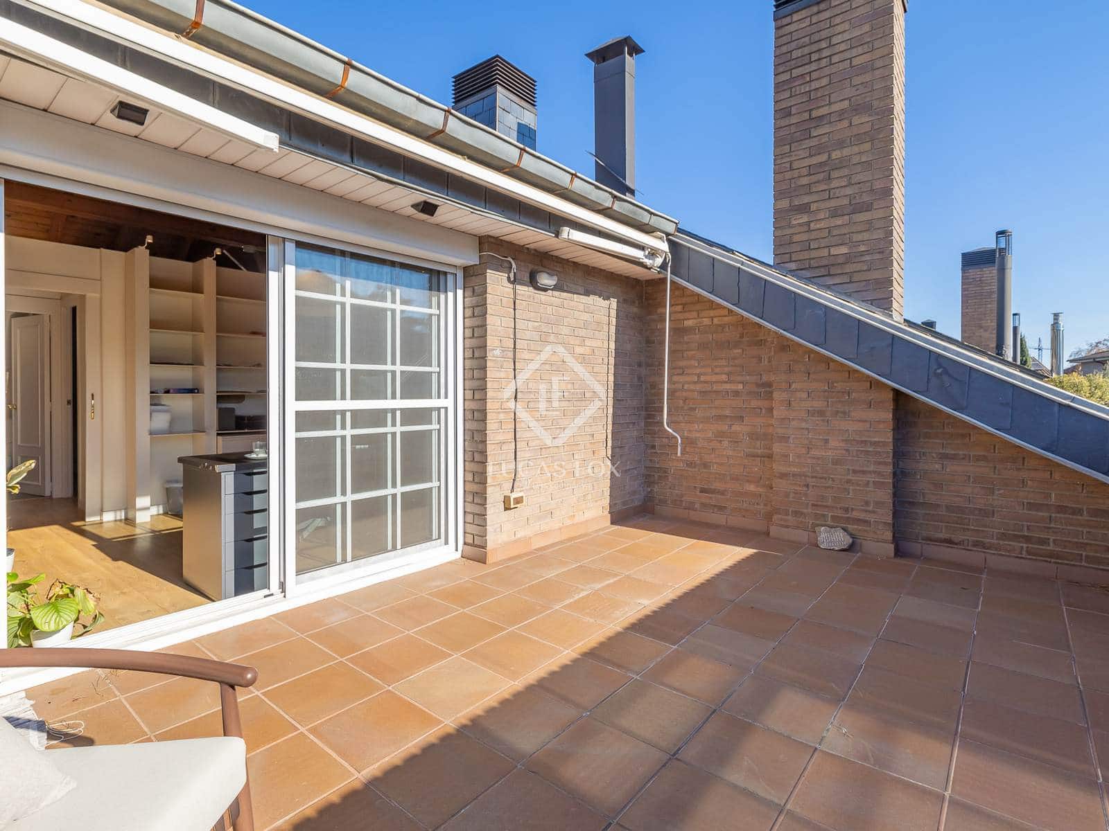 4 chambre Villa/Maison à vendre à Sant Cugat del Valles avec piscine garage - 1 220 000 € (Ref: 9428951)