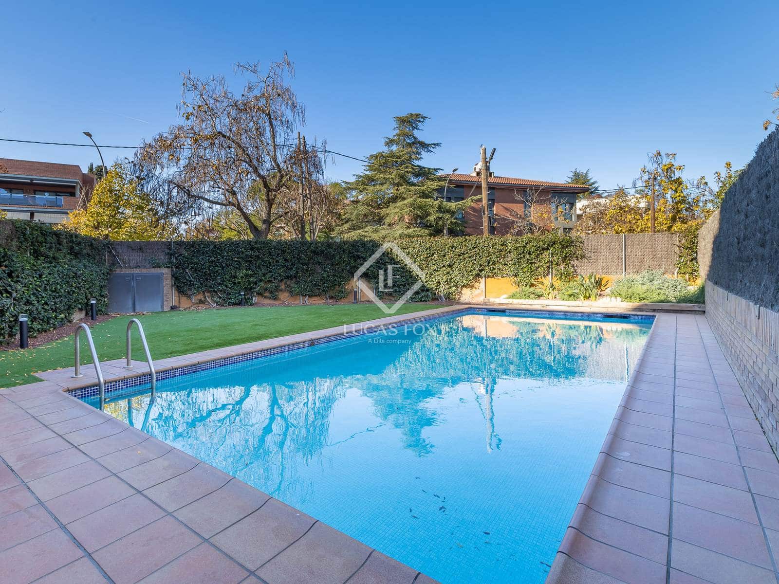 4 chambre Villa/Maison à vendre à Sant Cugat del Valles avec piscine garage - 1 220 000 € (Ref: 9428951)