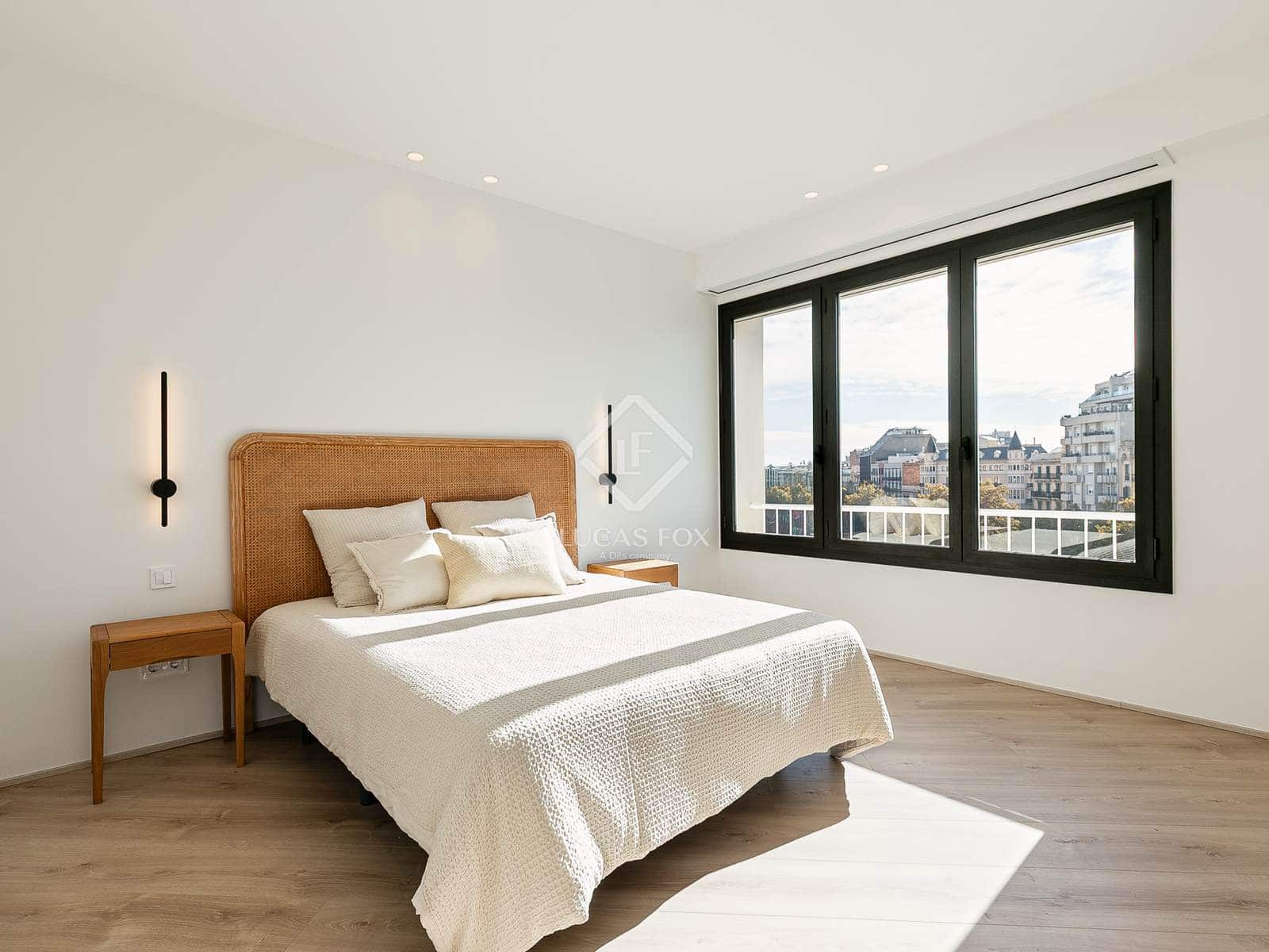 4 soveværelse Lejlighed til salg i Barcelona by - € 2.300.000 (Ref: 9428952)