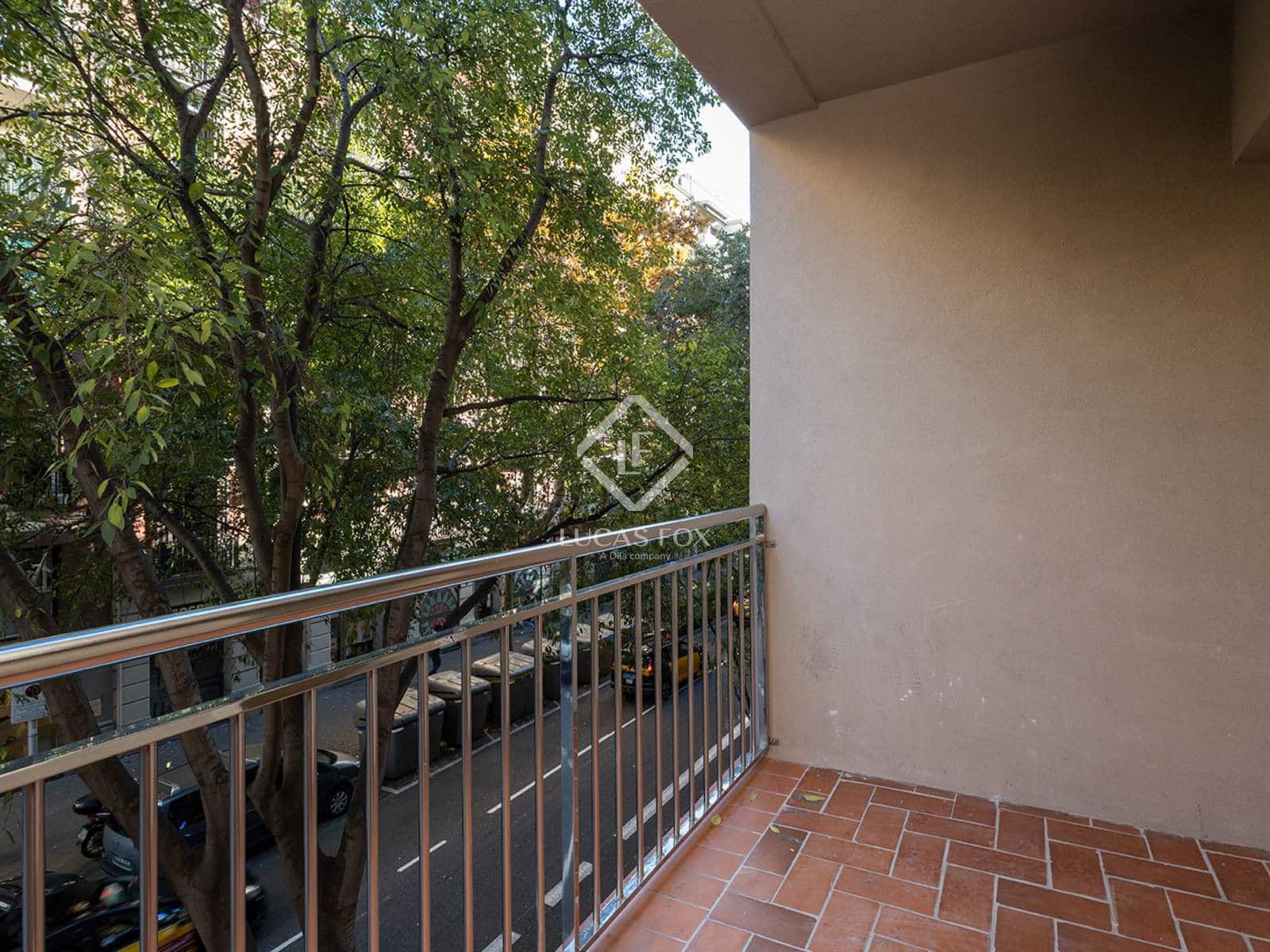 3 quarto Apartamento para venda em Barcelona cidade - 610 000 € (Ref: 9431991)