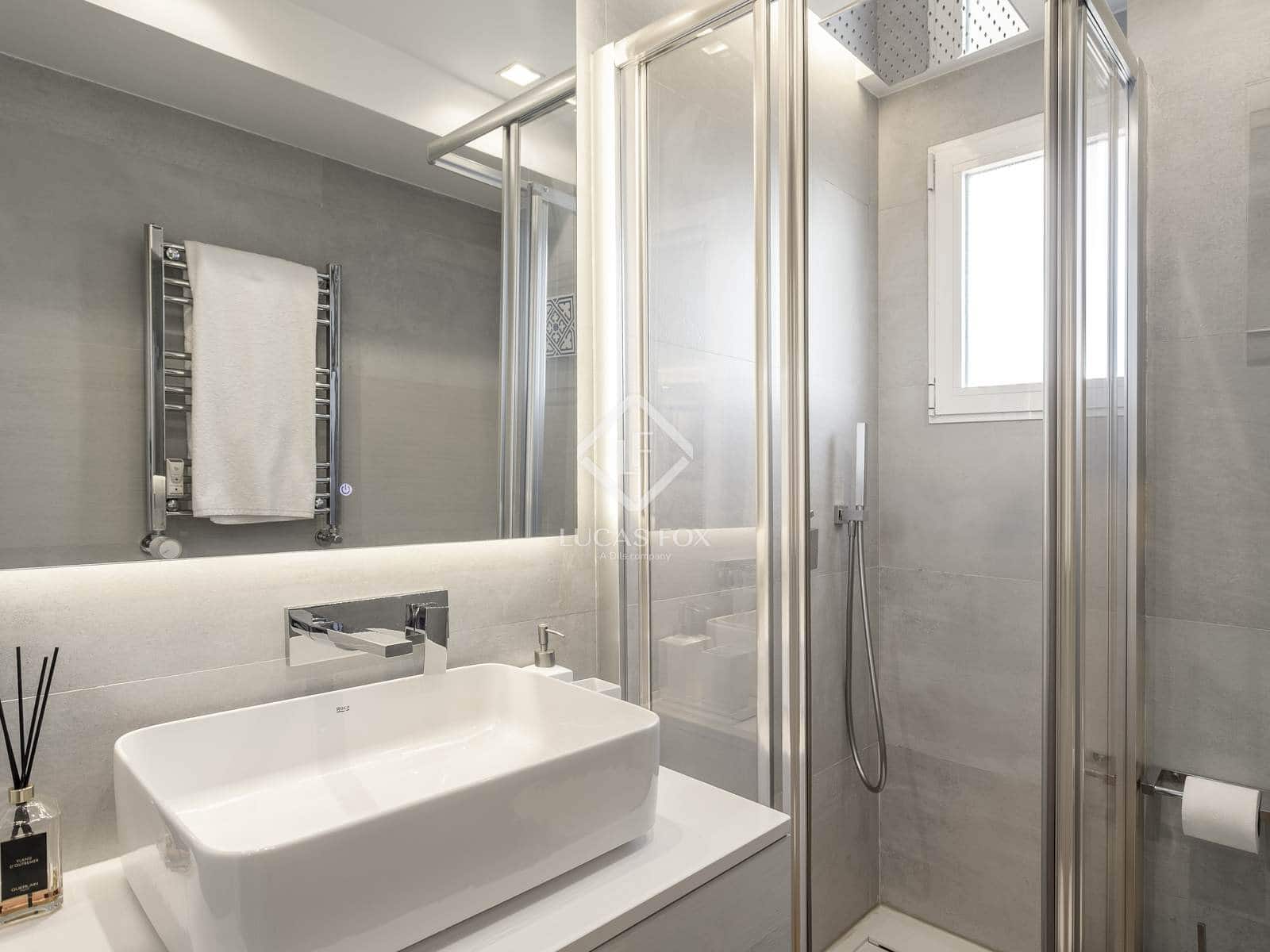 2 bedroom Apartment for rent in Madrid city with garage - € 3,000 (Ref: 9431992)