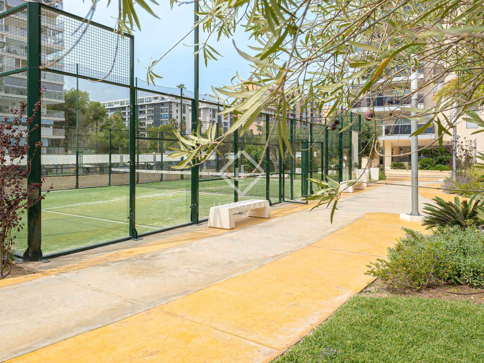 3 bedroom Penthouse for sale in Alicante / Alacant city with pool garage - € 850,000 (Ref: 9432426)