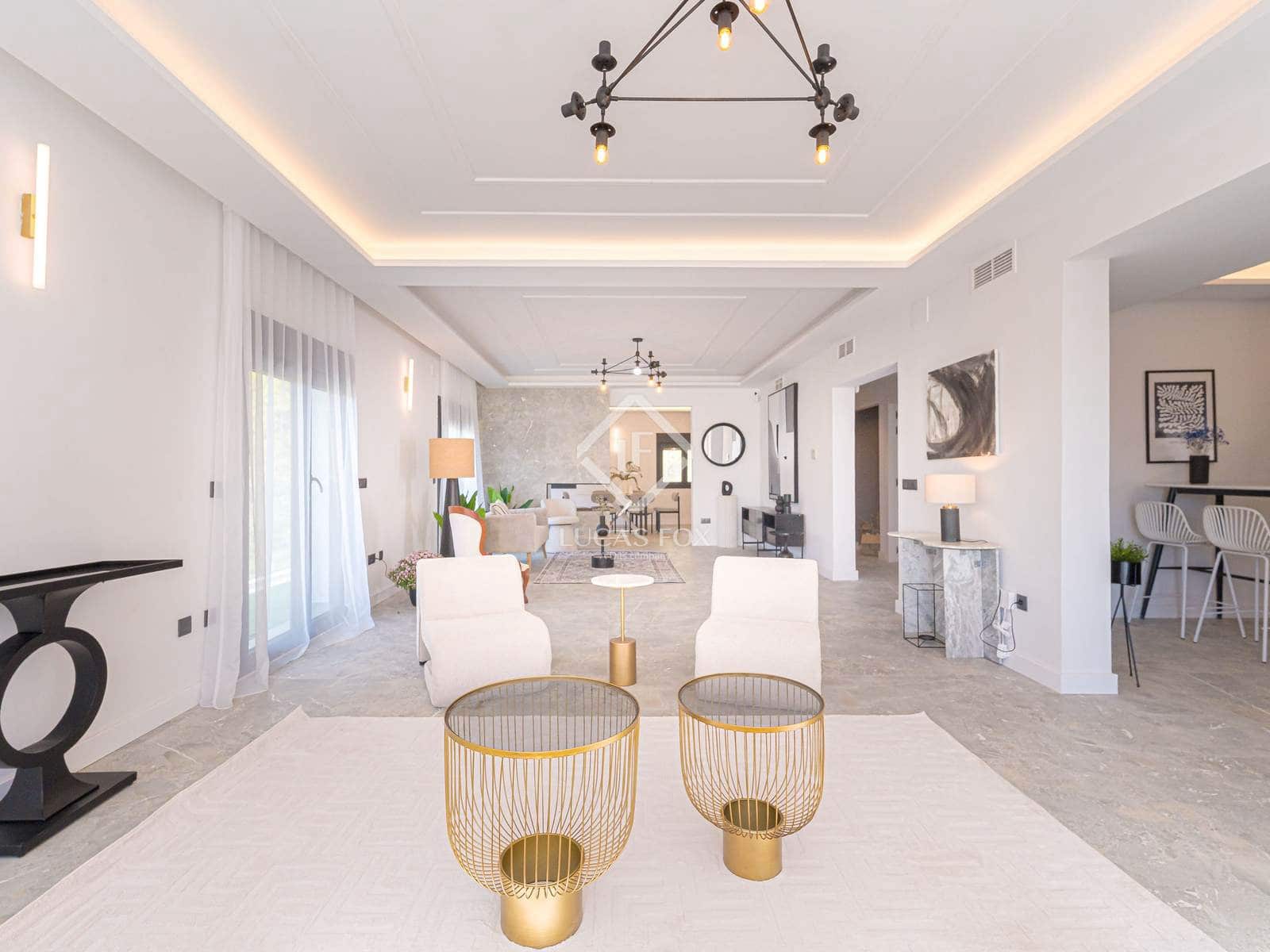 5 bedroom Villa for sale in Altea with pool garage - € 980,000 (Ref: 9432427)