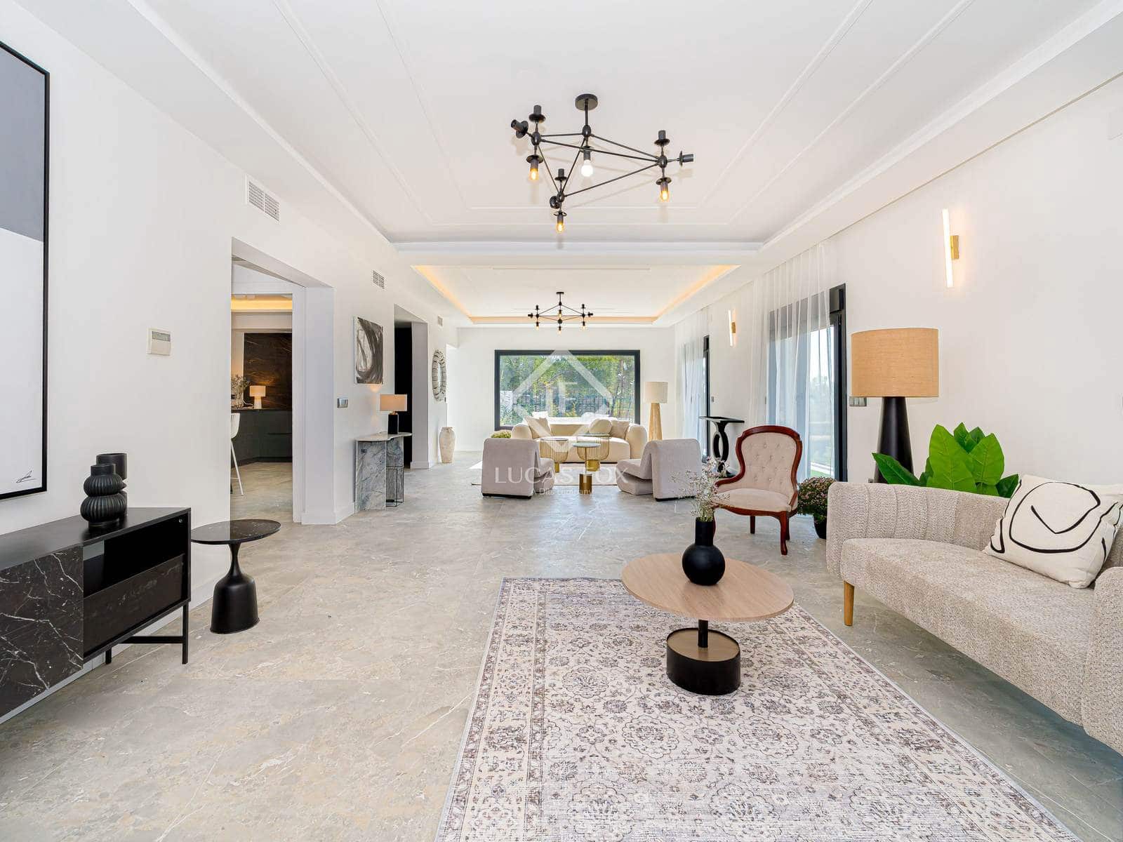 5 bedroom Villa for sale in Altea with pool garage - € 980,000 (Ref: 9432427)