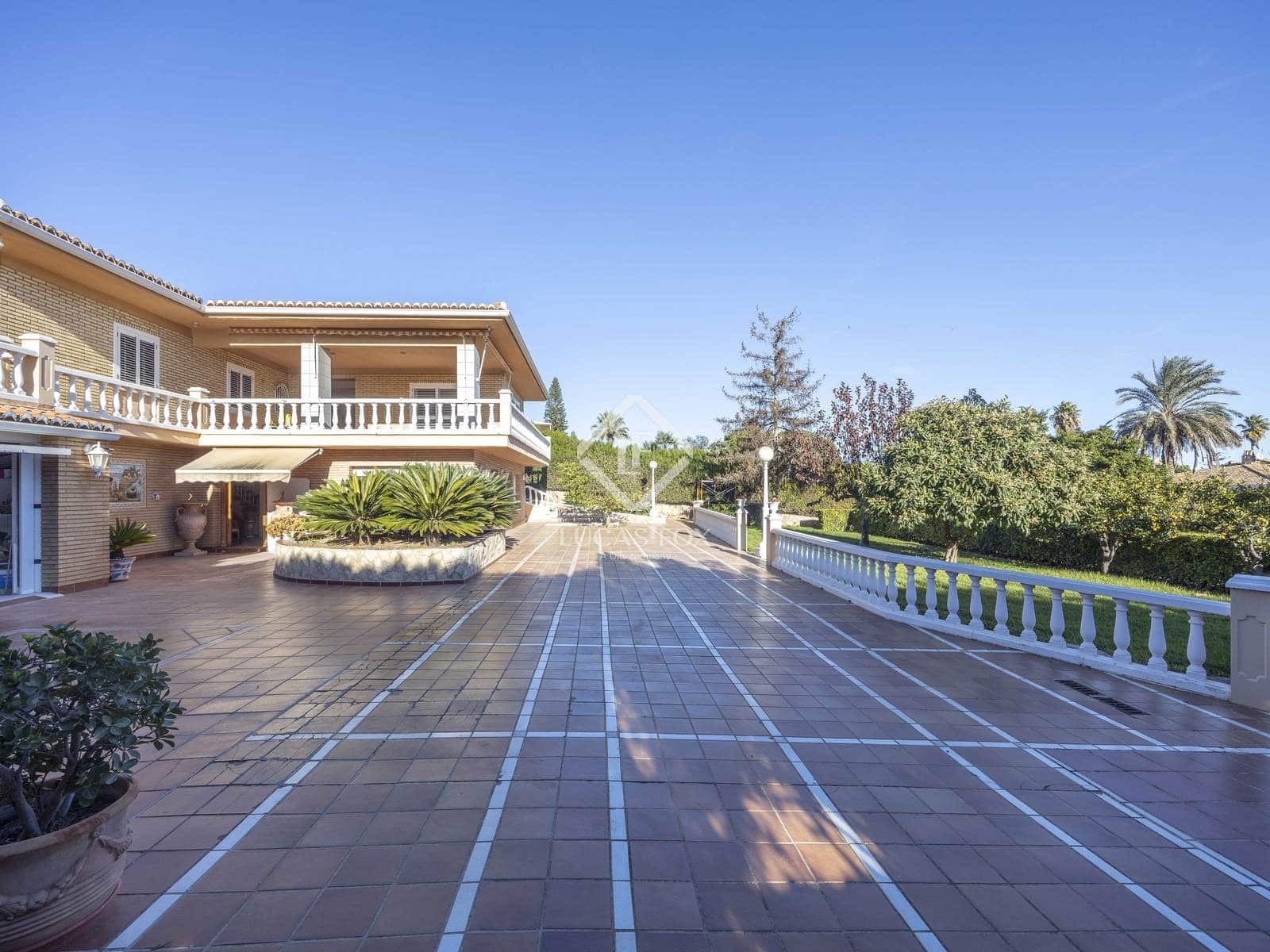 5 soveværelse Villa til salg i Picassent med swimmingpool garage - € 970.000 (Ref: 9432428)