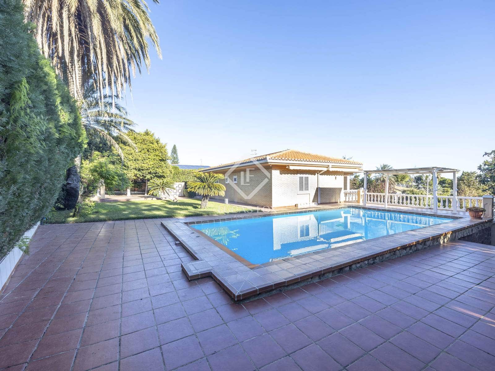 5 soveværelse Villa til salg i Picassent med swimmingpool garage - € 970.000 (Ref: 9432428)