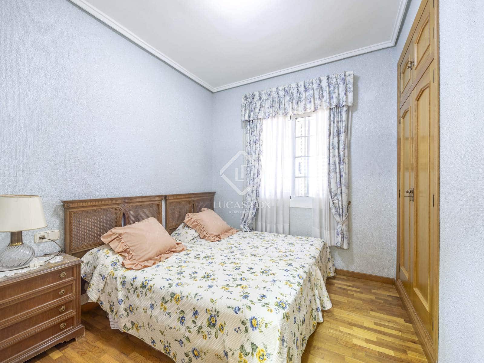 5 soveværelse Villa til salg i Picassent med swimmingpool garage - € 970.000 (Ref: 9432428)