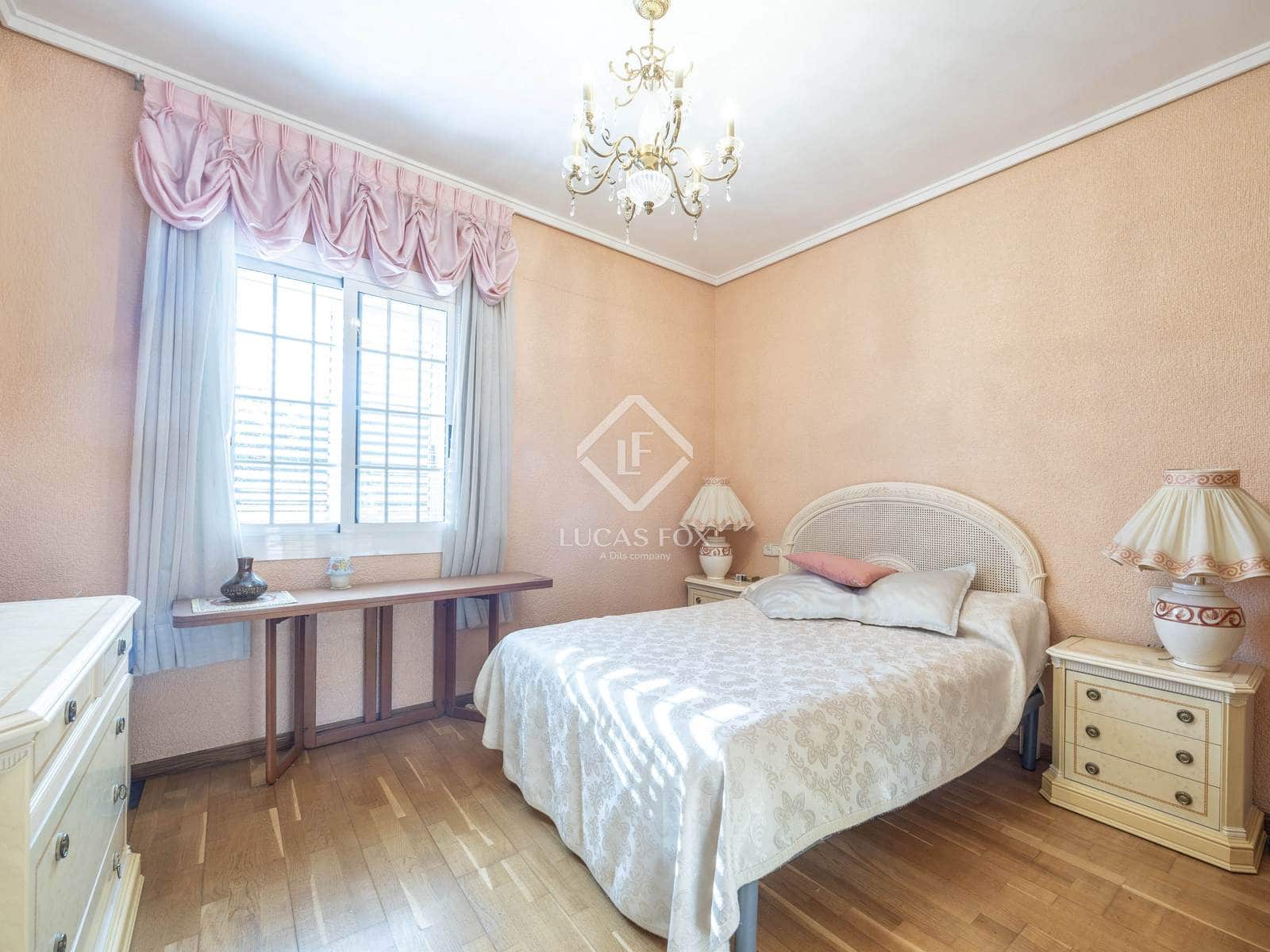 5 soveværelse Villa til salg i Picassent med swimmingpool garage - € 970.000 (Ref: 9432428)