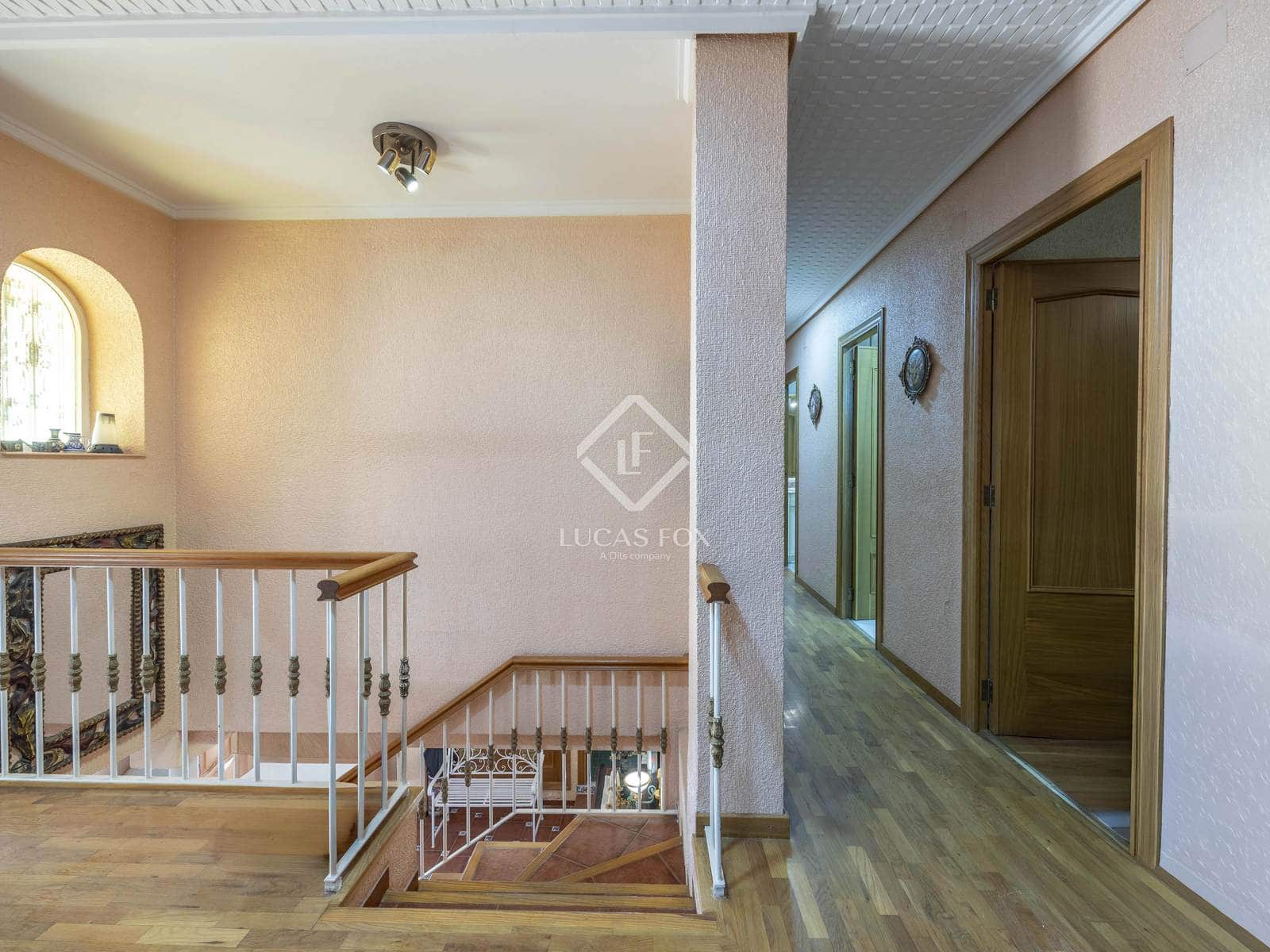 5 soveværelse Villa til salg i Picassent med swimmingpool garage - € 970.000 (Ref: 9432428)