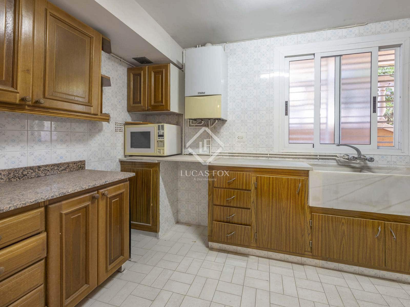 5 soveværelse Villa til salg i Picassent med swimmingpool garage - € 970.000 (Ref: 9432428)