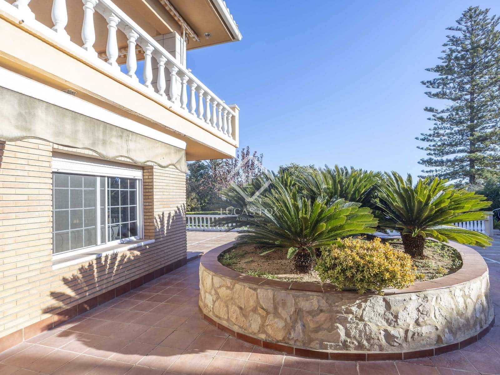 5 soveværelse Villa til salg i Picassent med swimmingpool garage - € 970.000 (Ref: 9432428)