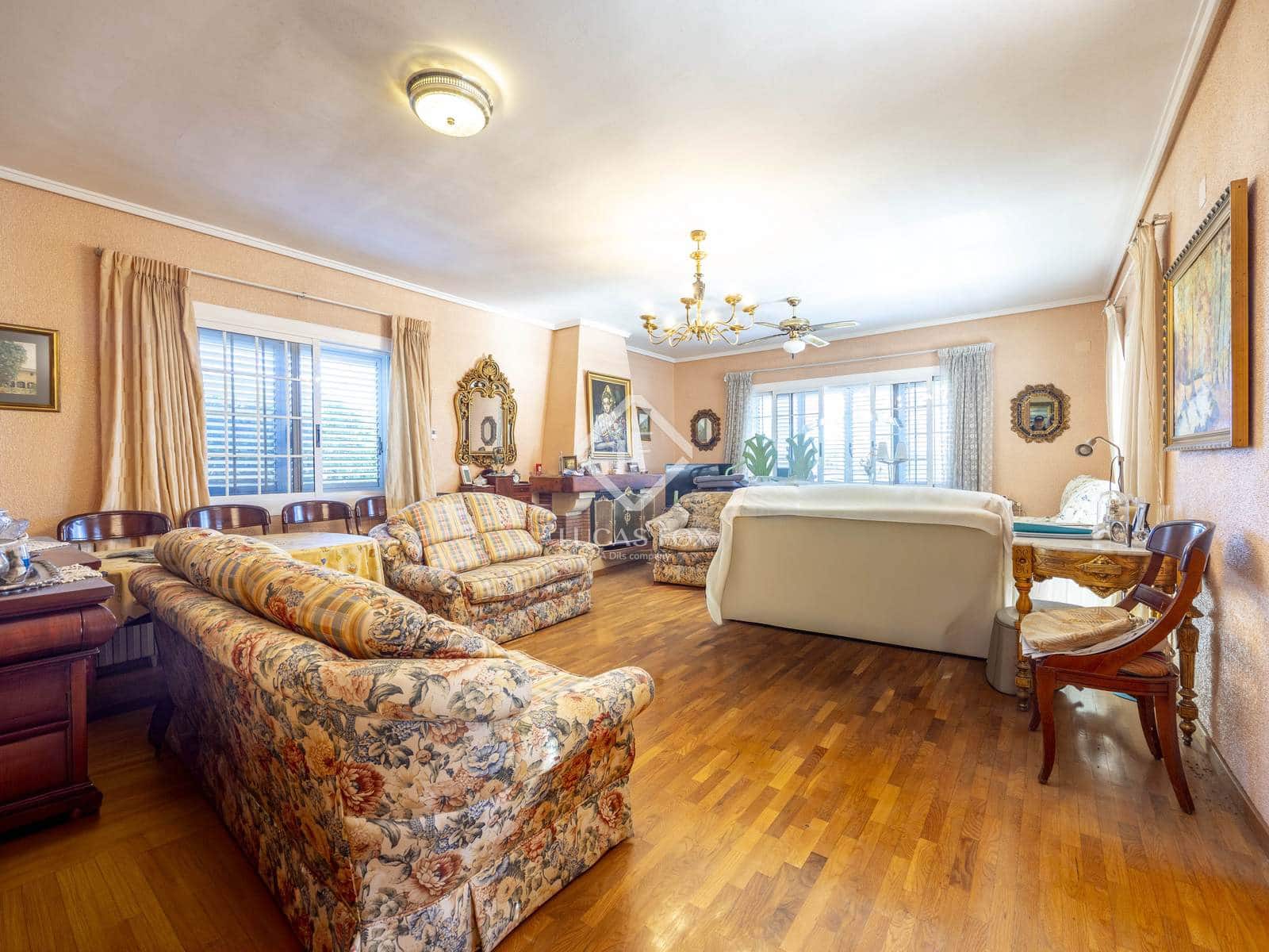 5 soveværelse Villa til salg i Picassent med swimmingpool garage - € 970.000 (Ref: 9432428)