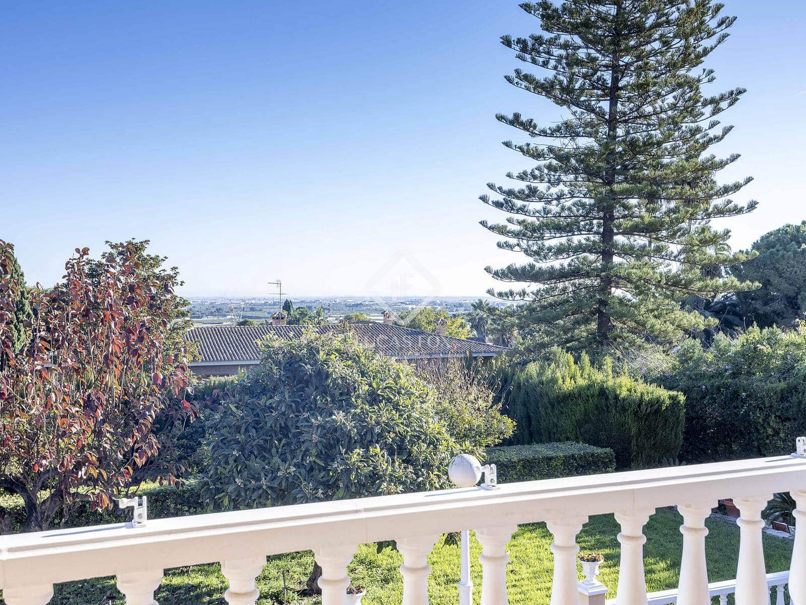 5 soveværelse Villa til salg i Picassent med swimmingpool garage - € 970.000 (Ref: 9432428)