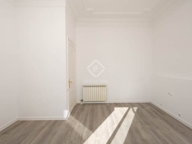 4 makuuhuone Huoneisto vuokrattavana paikassa Barcelona kaupunki - 3 500 € (Ref: 9432704)