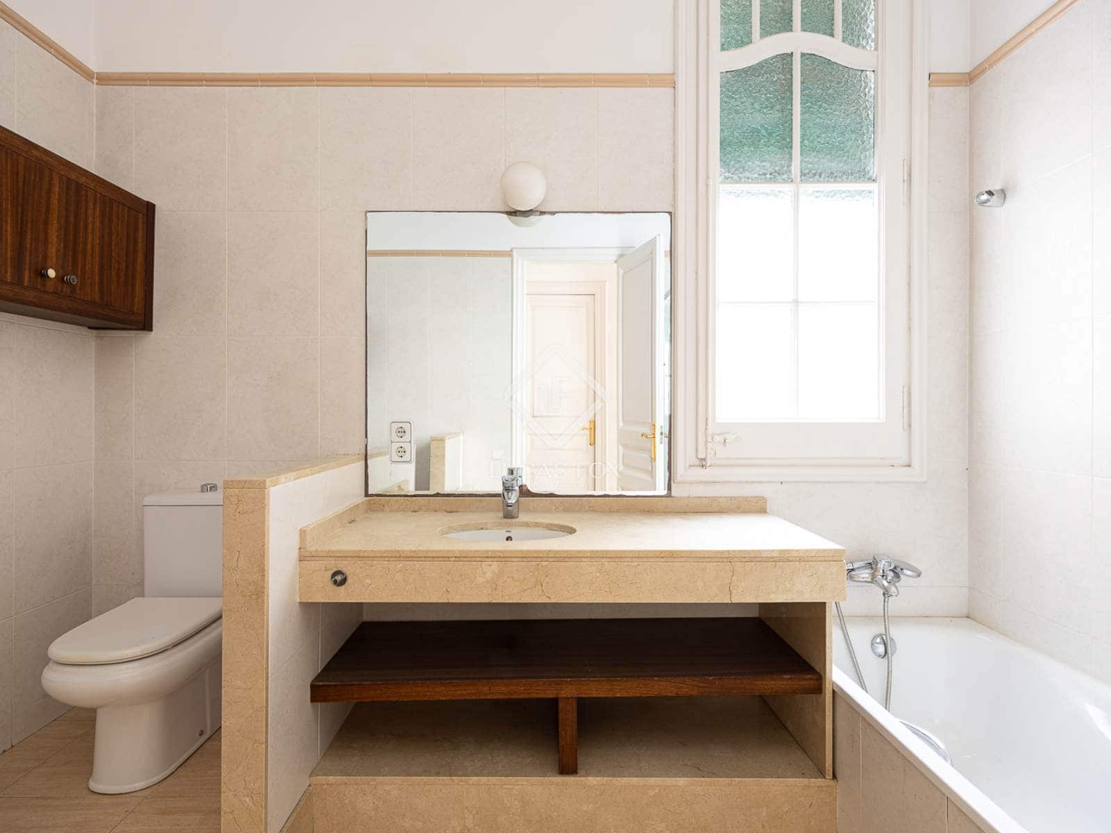 4 makuuhuone Huoneisto vuokrattavana paikassa Barcelona kaupunki - 3 500 € (Ref: 9432704)