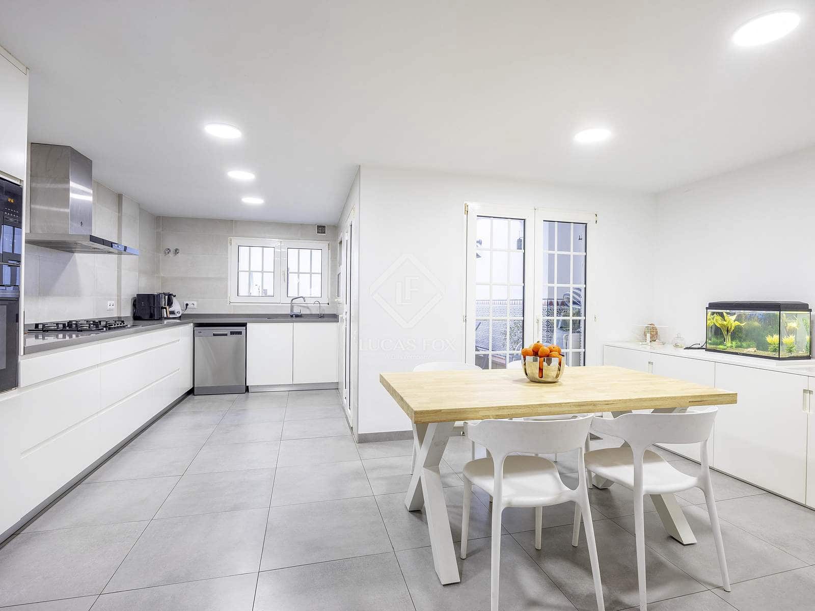 5 sypialnia Willa na sprzedaż w Riba-roja de Turia z basenem garażem - 540 000 € (Ref: 9432705)