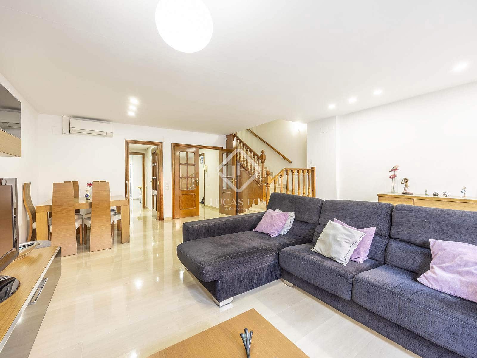 5 sypialnia Willa na sprzedaż w Riba-roja de Turia z basenem garażem - 540 000 € (Ref: 9432705)