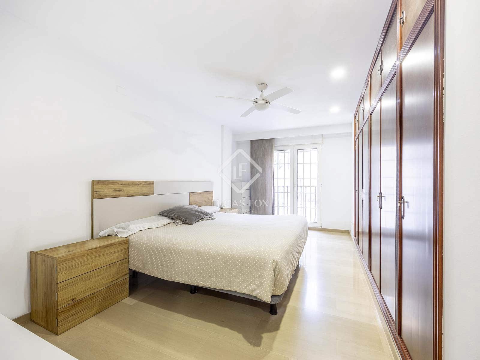 5 sypialnia Willa na sprzedaż w Riba-roja de Turia z basenem garażem - 540 000 € (Ref: 9432705)