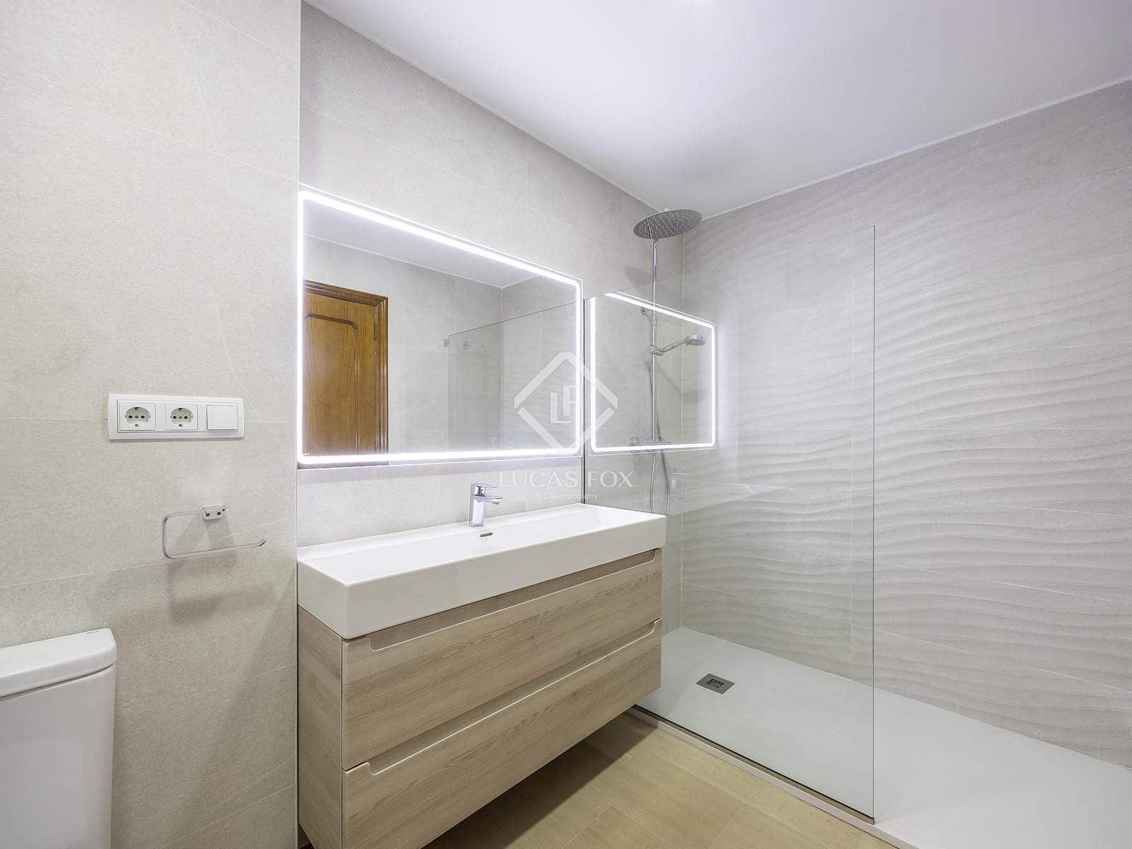 5 sypialnia Willa na sprzedaż w Riba-roja de Turia z basenem garażem - 540 000 € (Ref: 9432705)