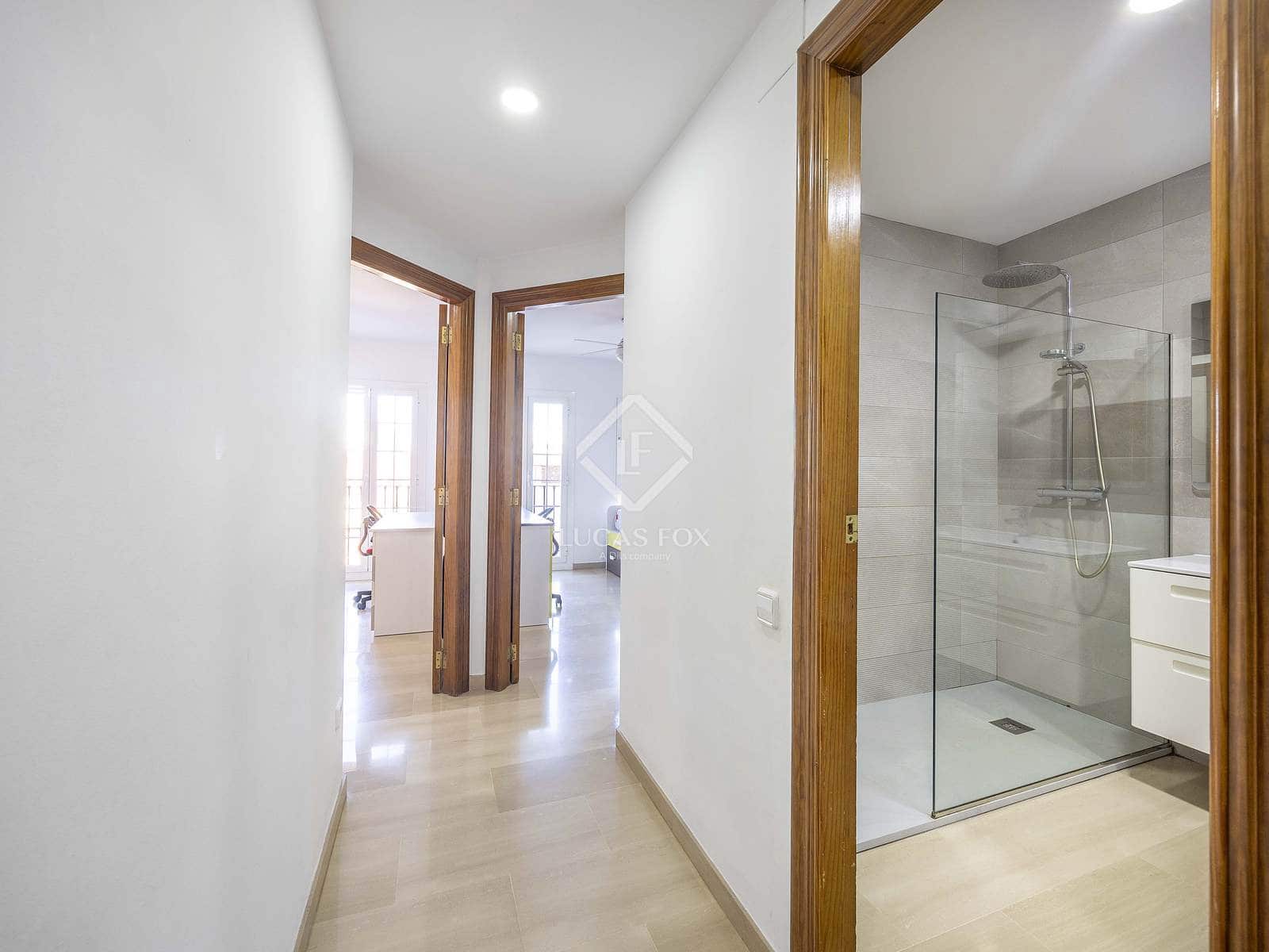 5 sypialnia Willa na sprzedaż w Riba-roja de Turia z basenem garażem - 540 000 € (Ref: 9432705)