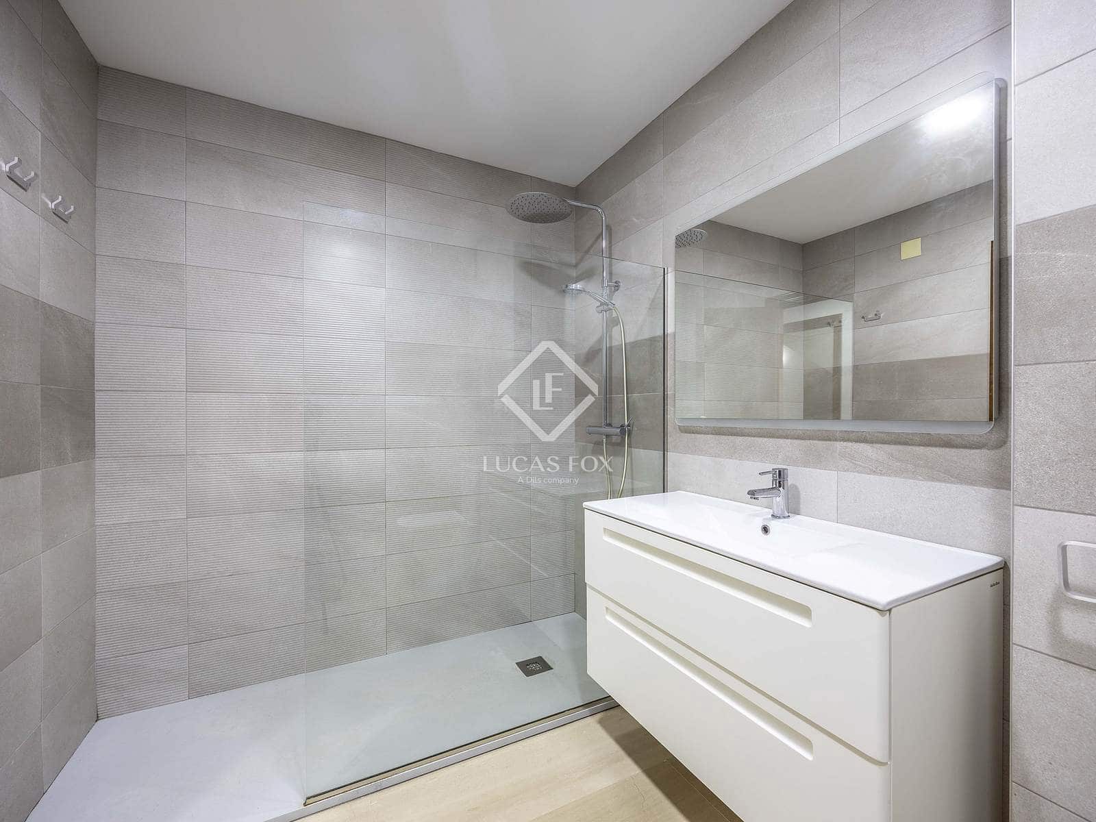 5 sypialnia Willa na sprzedaż w Riba-roja de Turia z basenem garażem - 540 000 € (Ref: 9432705)