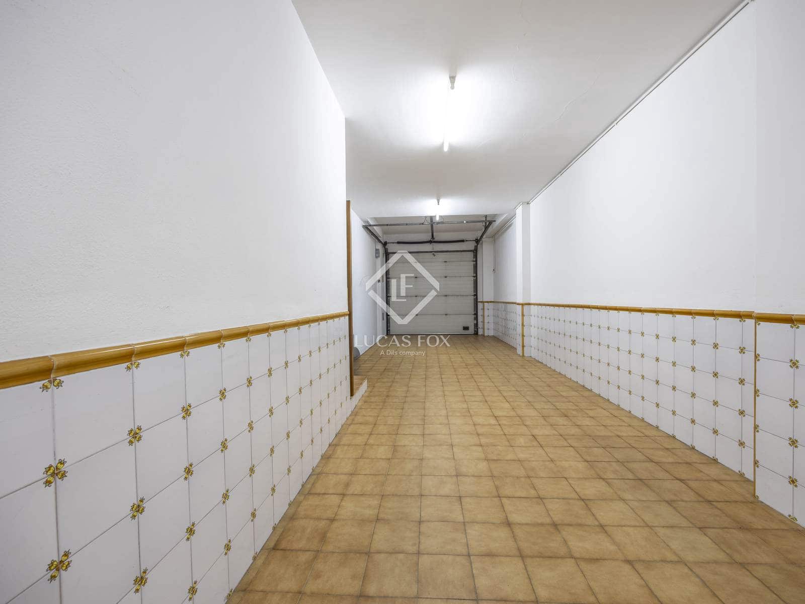 5 sypialnia Willa na sprzedaż w Riba-roja de Turia z basenem garażem - 540 000 € (Ref: 9432705)