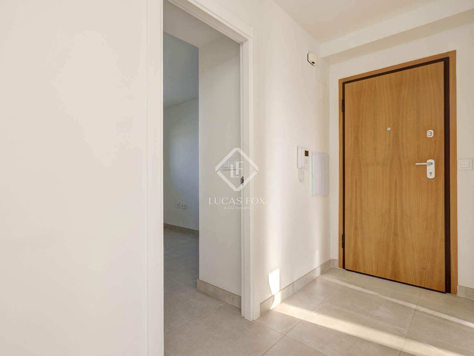 Apartamento de 3 habitaciones en Estepona en venta con piscina garaje - 499.000 € (Ref: 9432706)