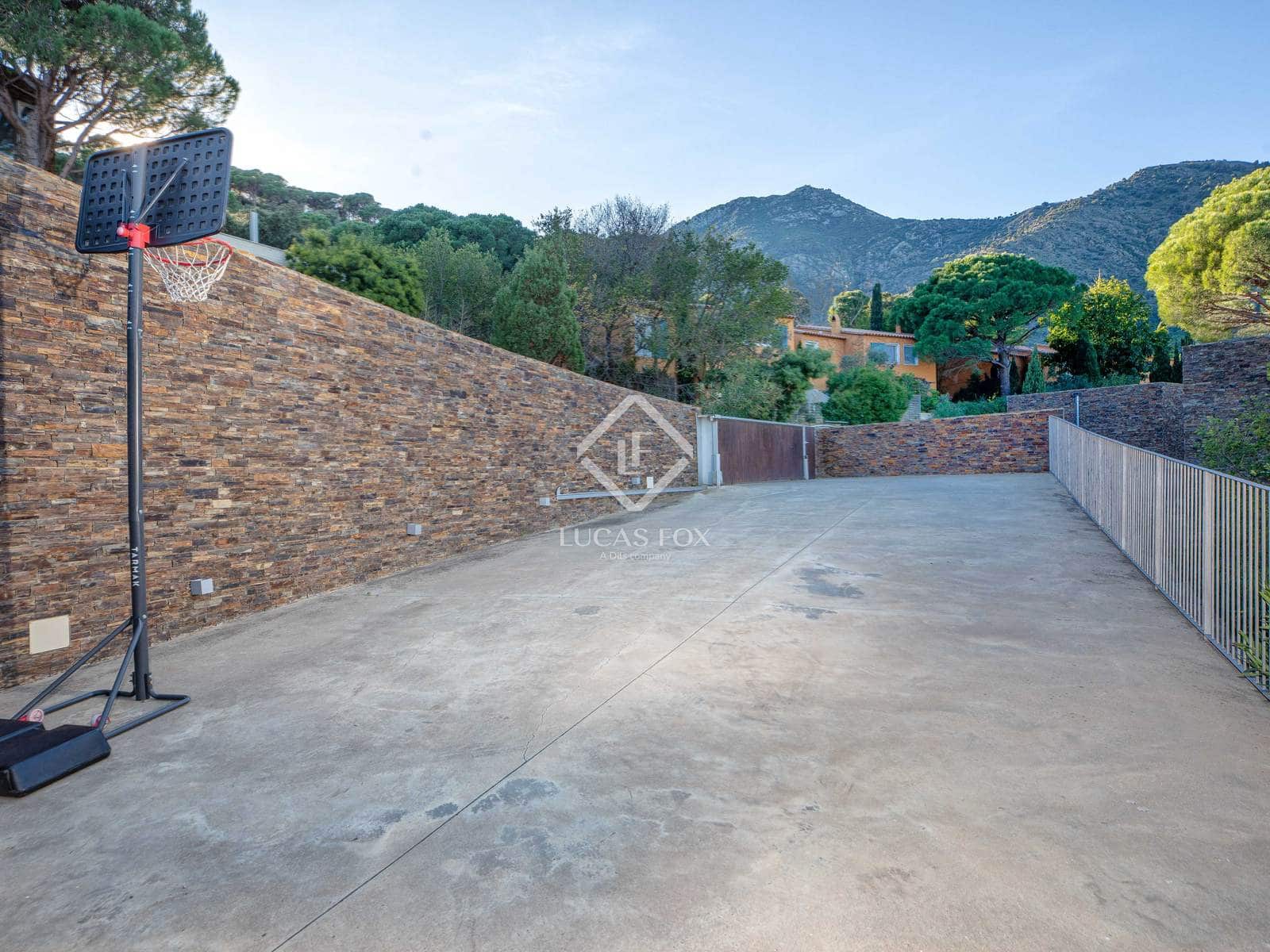 4 chambre Villa/Maison à vendre à La Selva de Mar avec piscine garage - 995 000 € (Ref: 9434579)