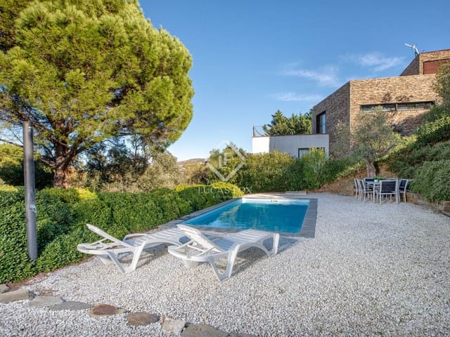 4 chambre Villa/Maison à vendre à La Selva de Mar avec piscine garage - 995 000 € (Ref: 9434579)