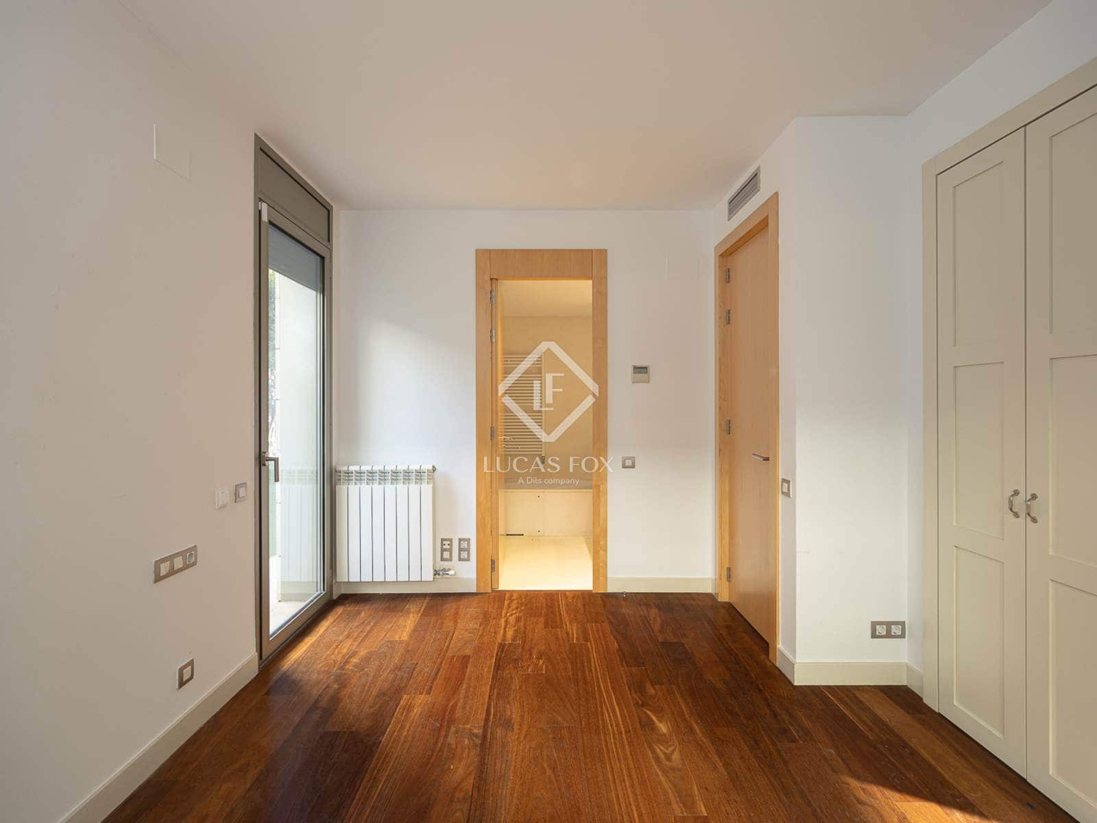 3 quarto Apartamento para arrendar em Barcelona cidade com piscina garagem - 5 800 € (Ref: 9436173)