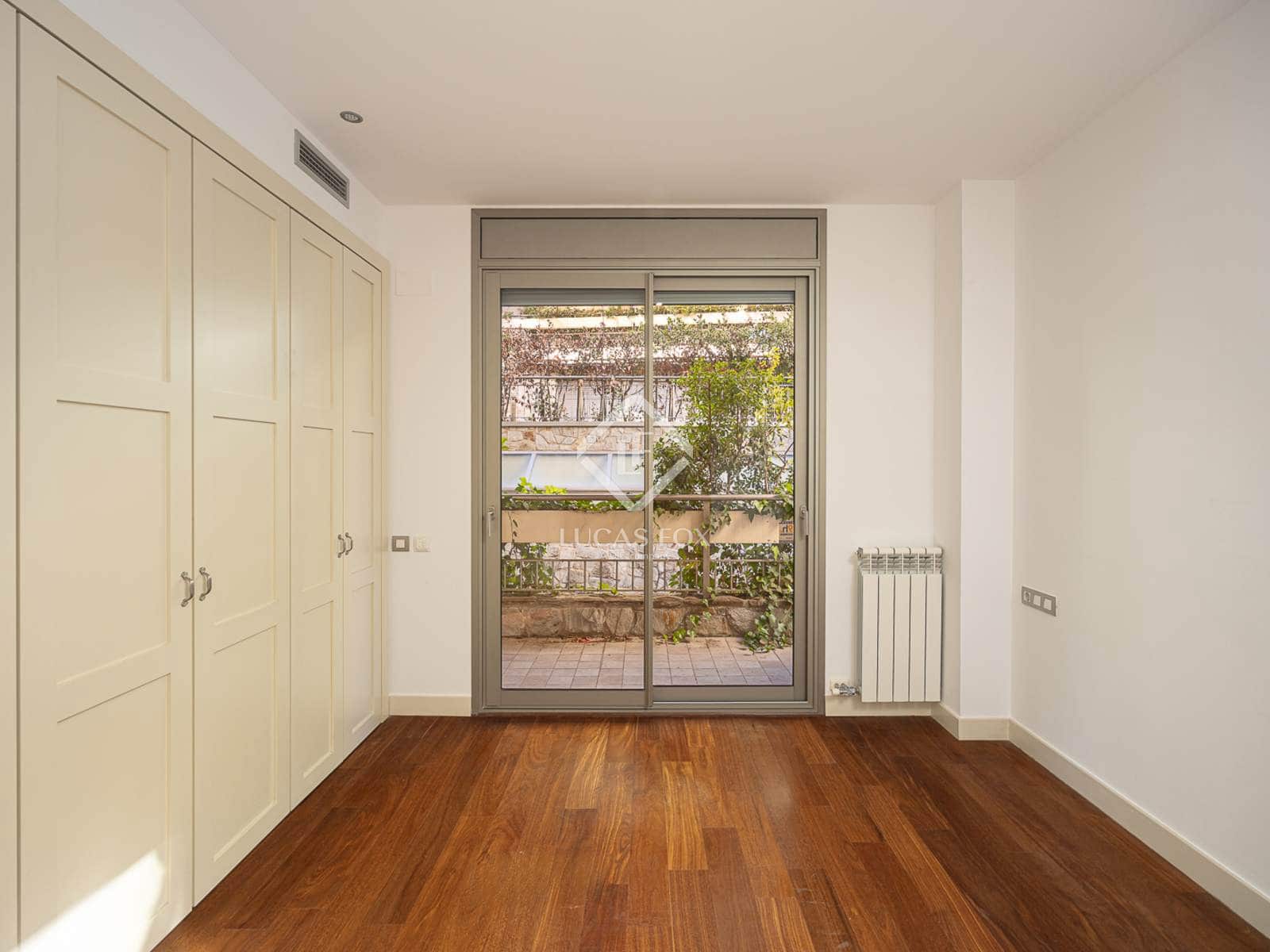 3 quarto Apartamento para arrendar em Barcelona cidade com piscina garagem - 5 800 € (Ref: 9436173)