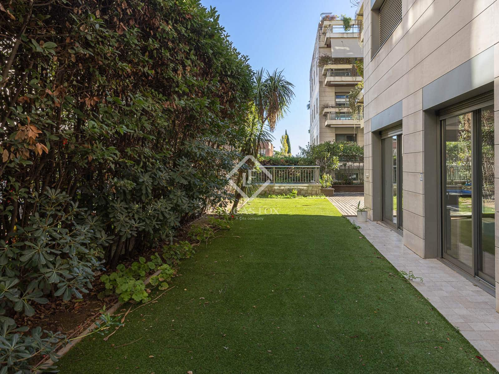 3 quarto Apartamento para arrendar em Barcelona cidade com piscina garagem - 5 800 € (Ref: 9436173)