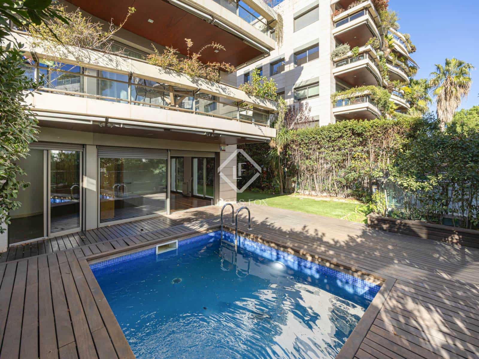 3 quarto Apartamento para arrendar em Barcelona cidade com piscina garagem - 5 800 € (Ref: 9436173)