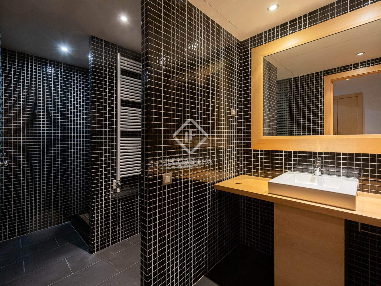 4 slaapkamer Appartement te koop in Barcelona stad met zwembad garage - € 2.150.000 (Ref: 9436174)