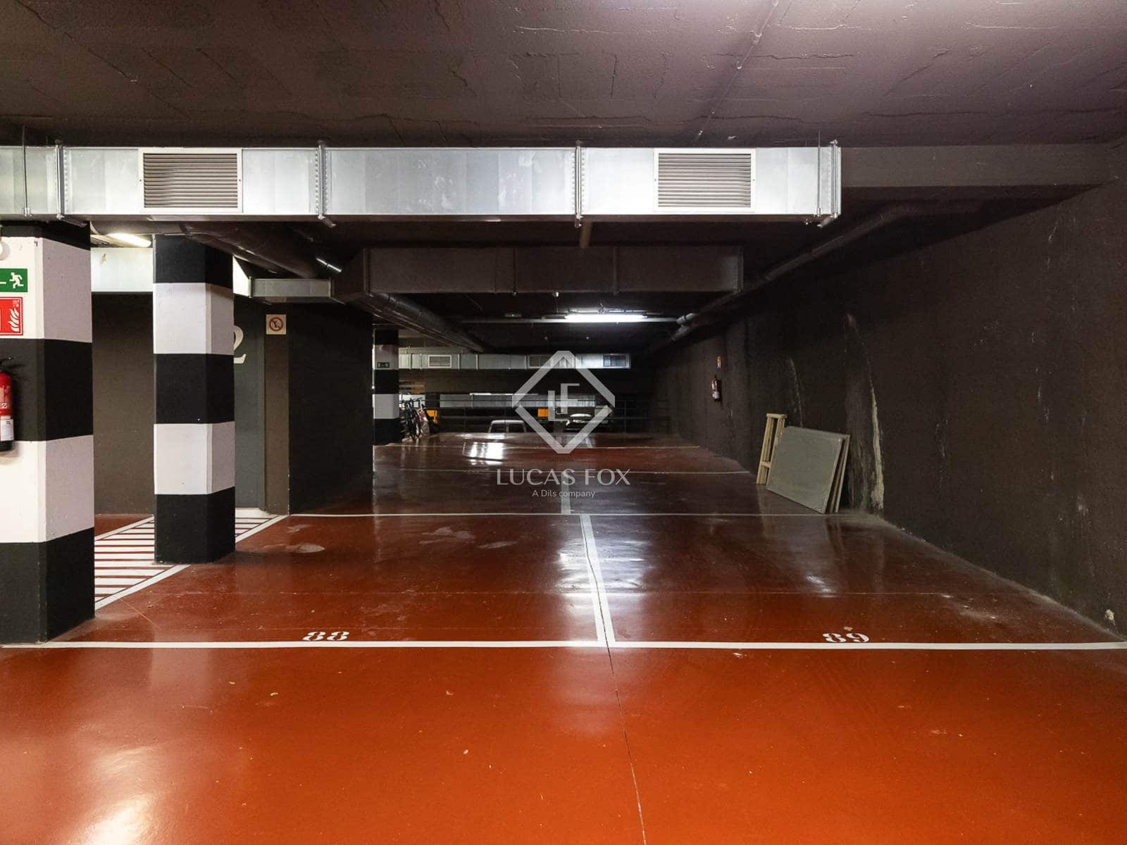 4 slaapkamer Appartement te koop in Barcelona stad met zwembad garage - € 2.150.000 (Ref: 9436174)